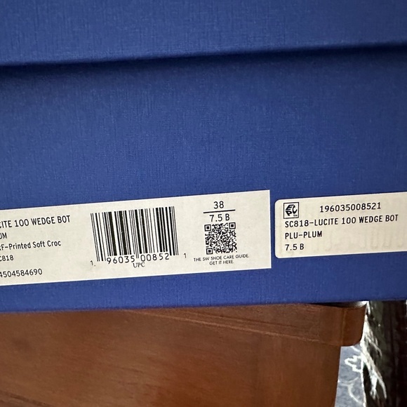 Stuart Weitzman LUCITE 100 WEDGE BOOT AS SEEN ON KIM KARDASHIAN Size 7.5 Plum - Picture 11 of 11